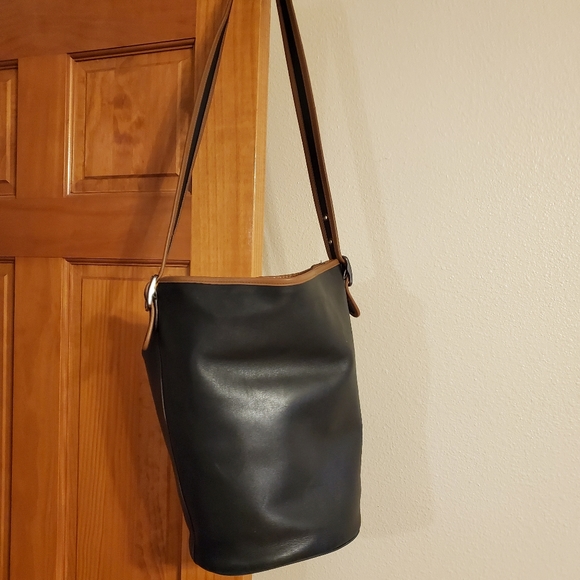 Coach Handbags - Coach LIMITED EDITION leather crossbody